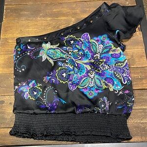 Off-Shoulder Shirt Floral with Studded Neckline Size Large by Soulmates